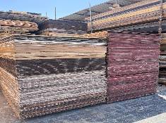 Plywood 